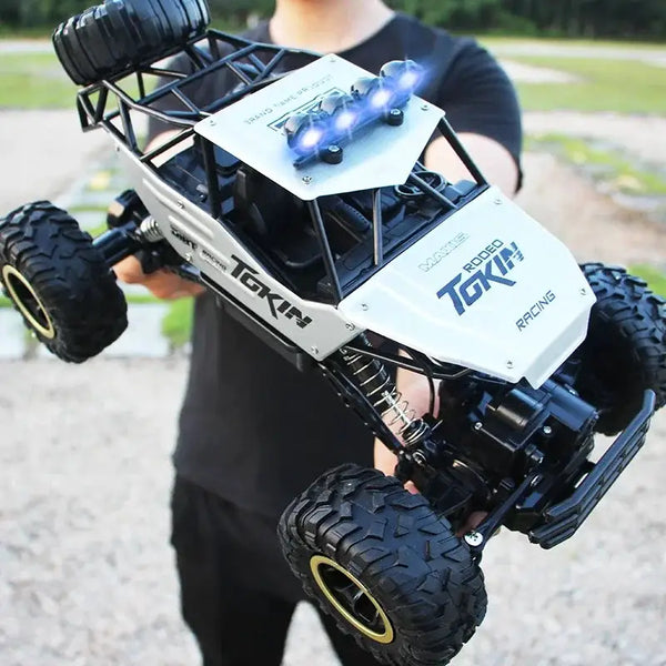 Oike RC Car - Off Road Rock Climbing Toy - 37CM Red 2Battery product image