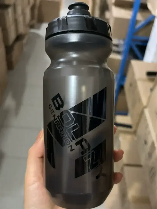 Lightweight Water Bottle for Cycling — product view 3