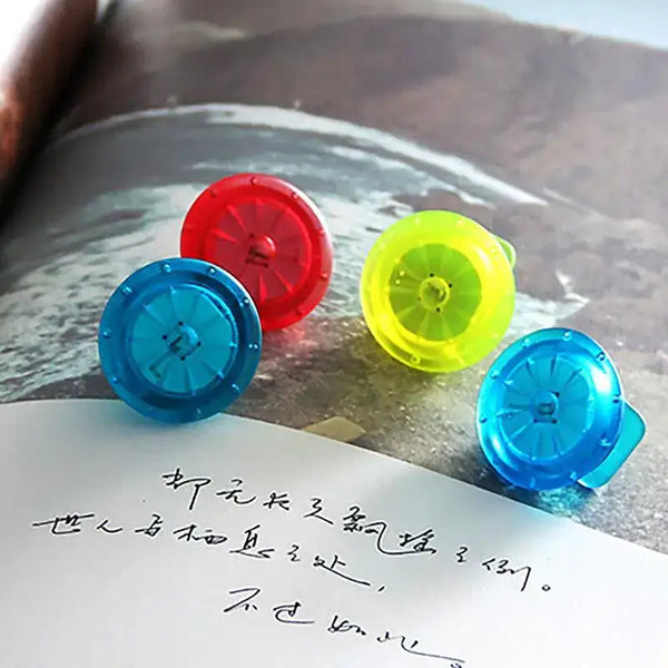 LED Safety Clip Light for Night Running and Cycling — product view 2